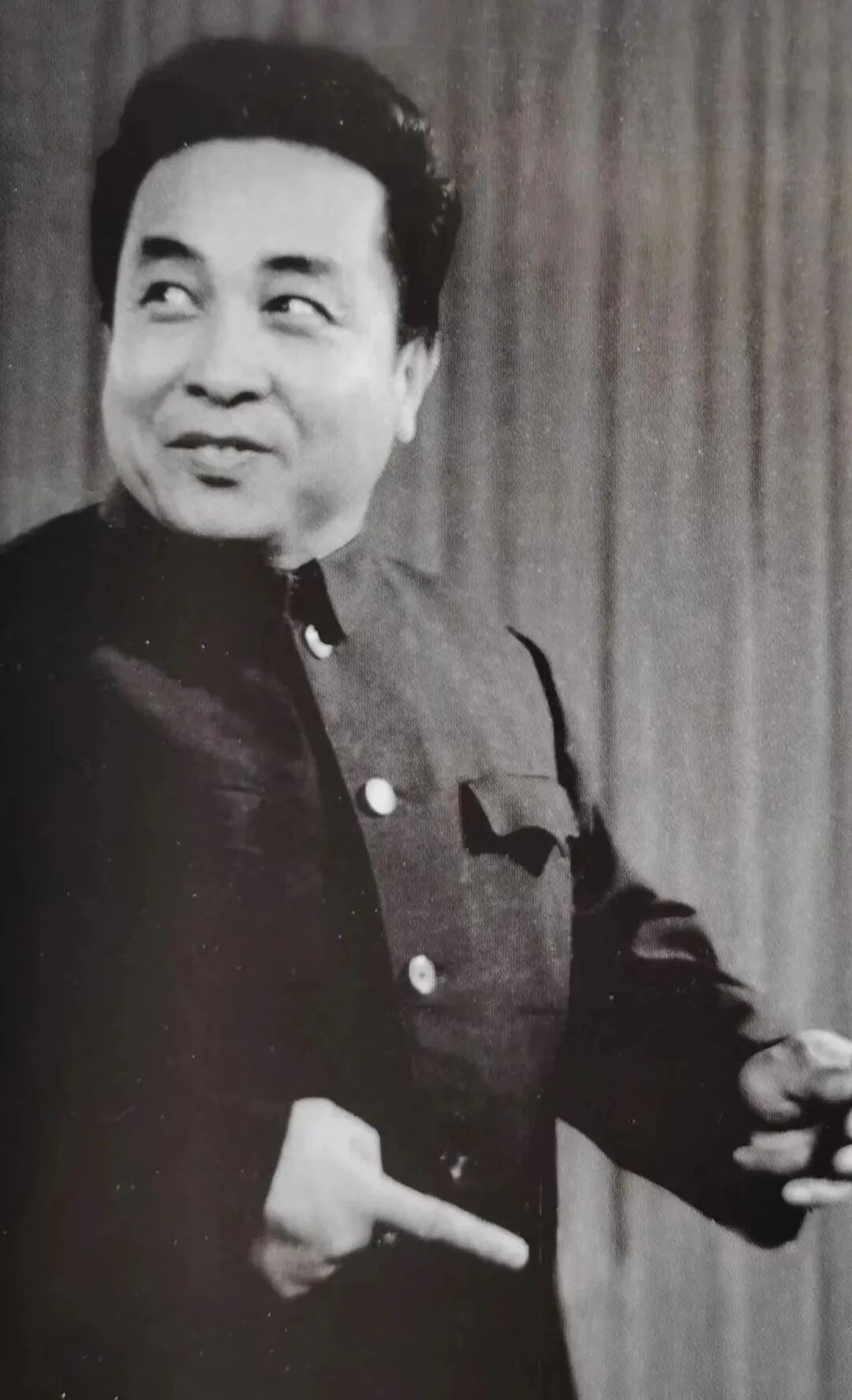 我国著名山东快书表演艺术家,曲艺作家黄枫逝世