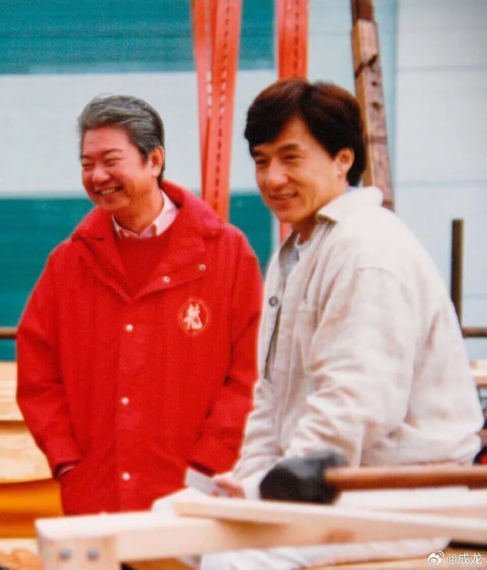 成龙深情追忆“半个师父”蔡澜：他活出了潇洒快乐的一生