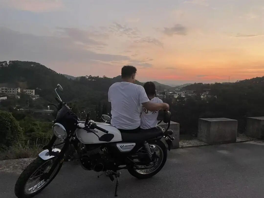 百万元房车不上锁 车主:想玩自取
