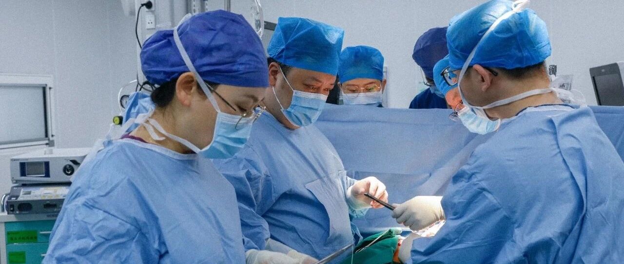 华中首例 | 华正东教授团队成功完成院内INSPIRIS RESILIA¹主动脉瓣膜首次临床应用