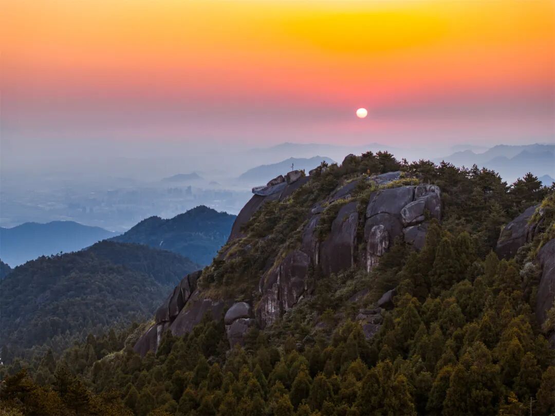 玉苍山5林利.jpg