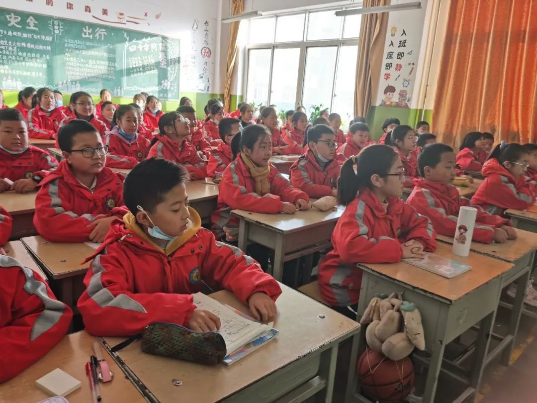 班主任经验交流心得体会_班主任经验交流心得体会_班主任经验交流心得体会