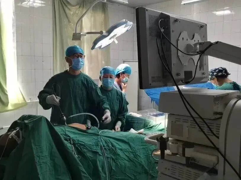 疝气补片怎么用【精业】勿以“疝”小而不为！带您了解第八医院“腹腔镜下腹壁切口疝补片修补术_https://www.jmylbn.com_新闻资讯_第4张