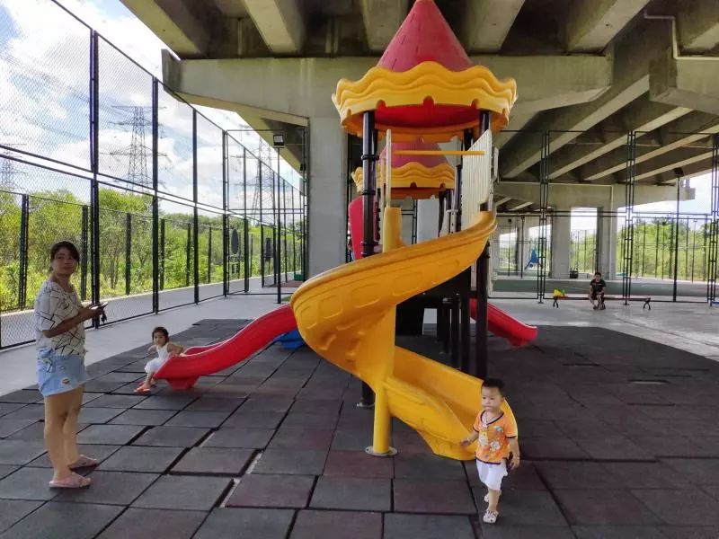 密纹网护栏_运动场地护栏网_趣运动 动网 场地