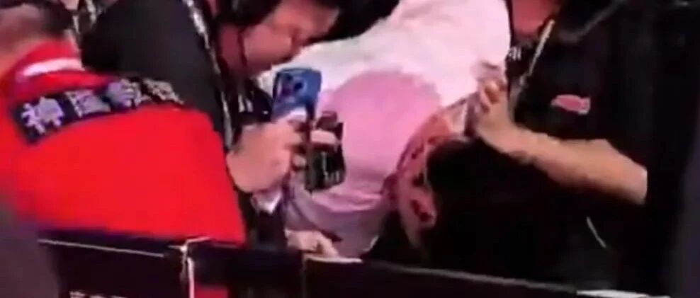 歌手杨宗纬发生意外