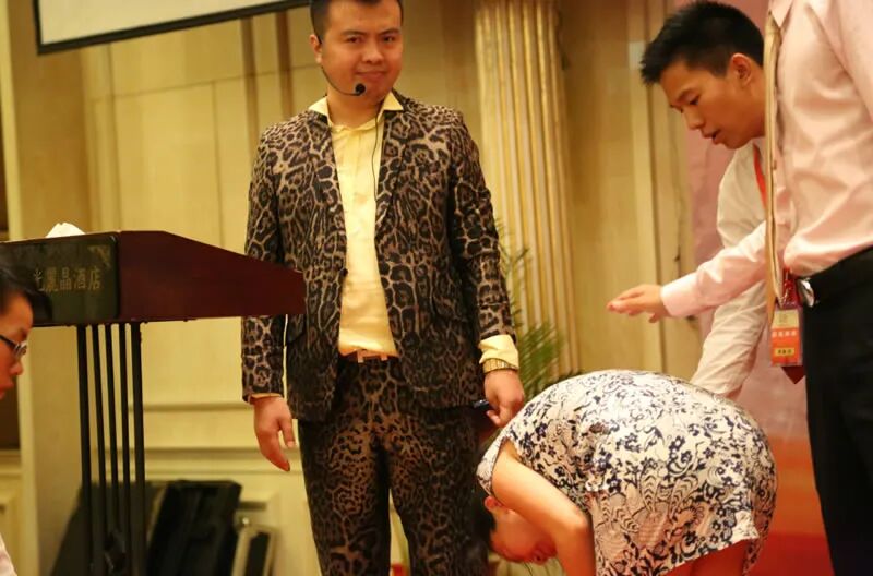 7年狂捞3.8亿，成功学大师杨涛鸣彻底凉凉，无期+倾家荡产 互联网坊间八卦 网络培训 微新闻 第2张