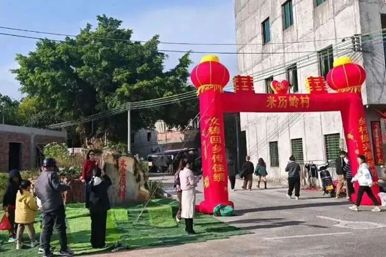 DeepSeek爆火后，梁文锋的老家开始全面装修动工了！ 人工智能AI 微新闻 第10张