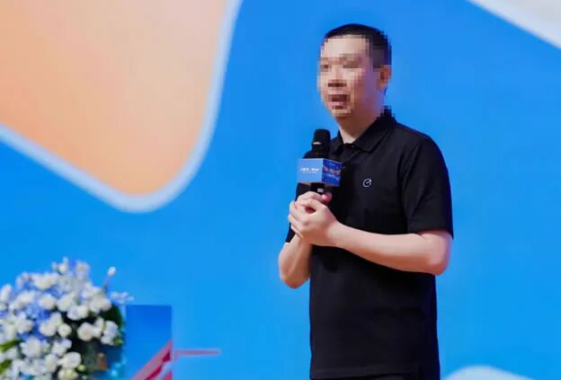 饿了么前CEO狂贪4000万，50公斤黄金+1200万现金藏出租屋 互联网坊间八卦 微新闻 第1张