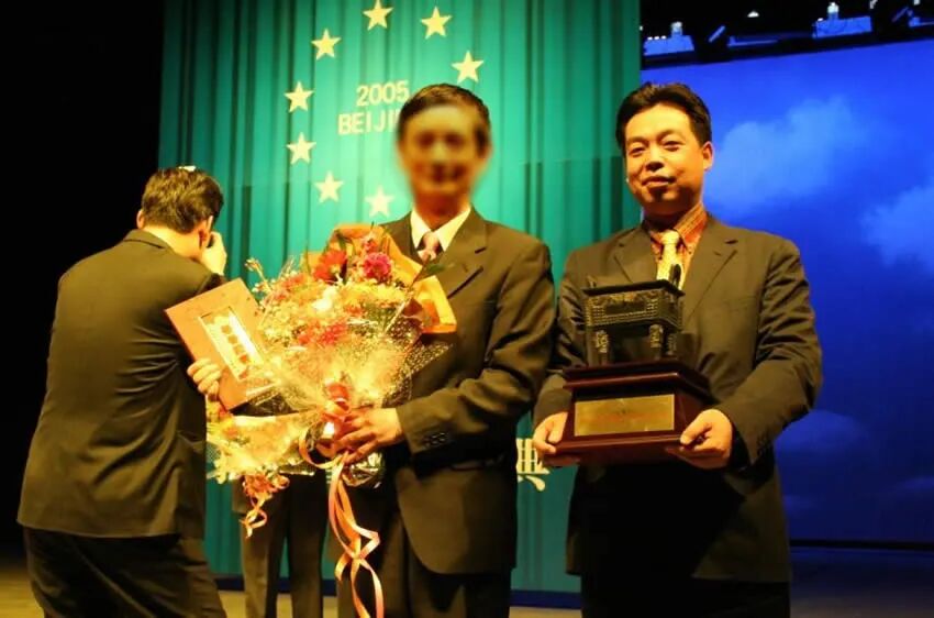 从湖北首富到跳楼、汪林朋用了25年把居然之家变成了私企，最后扛不住了 企业 互联网坊间八卦 微新闻 第6张