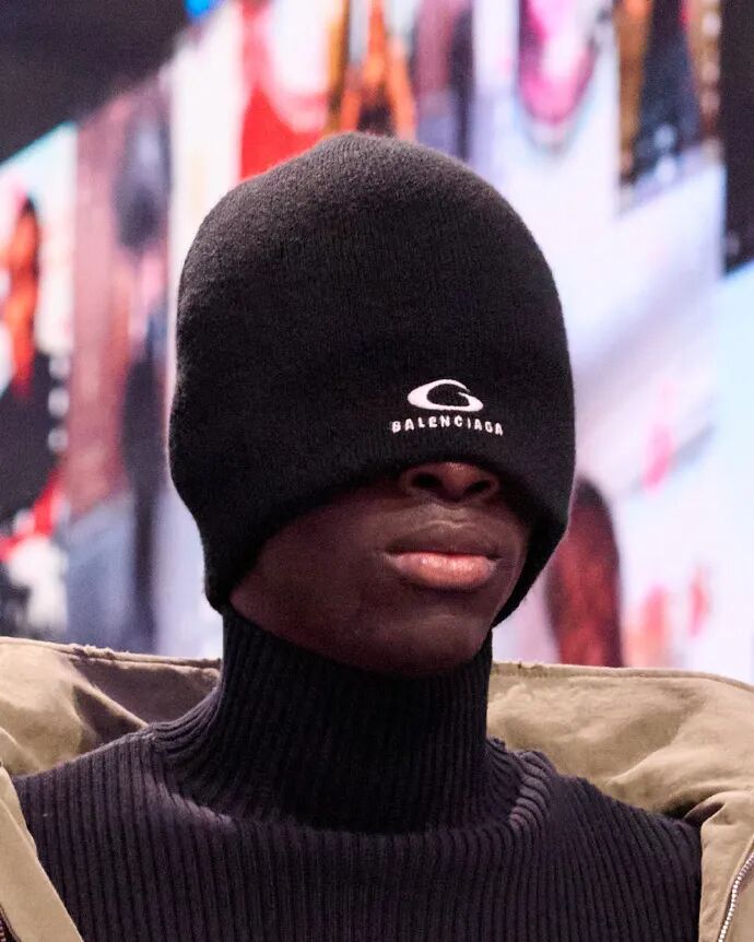 巴黎世家史上阴间广告网友看完想上坟