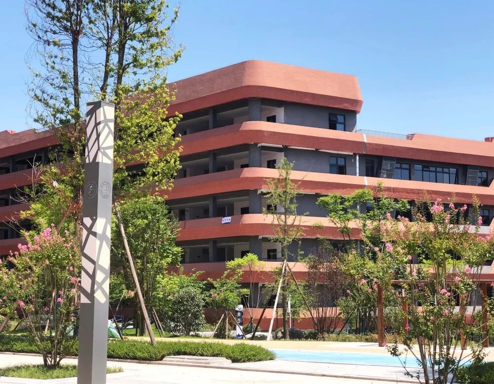 四川省泸州市龙马高中智慧图书馆建成即将开放_智慧图书馆_天卷