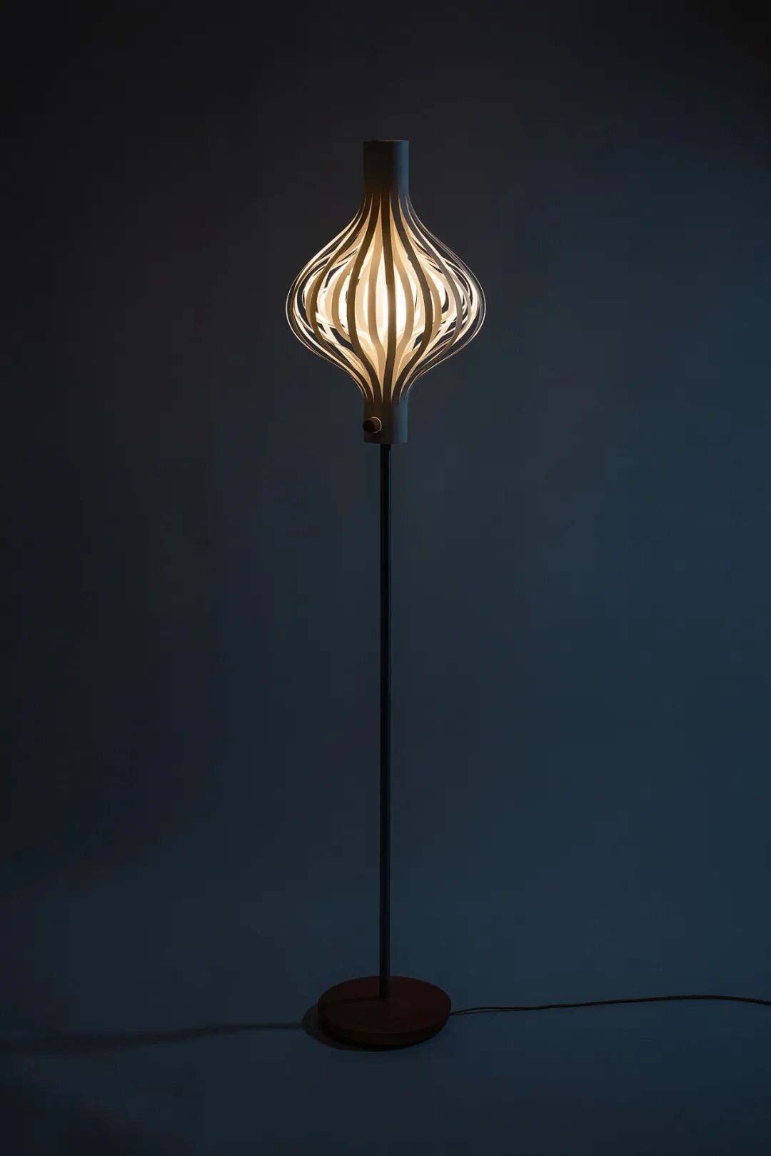 曲线造型在产品设计中的应用