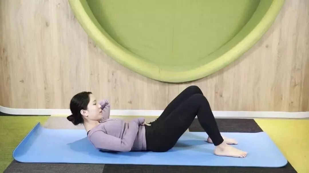 盆地康复仪器怎么用当年没做产后修复, 后悔6年, 找到医院产康仪器, 解决漏尿、腹直肌分离, 孩子妈来看看_https://www.jmylbn.com_新闻资讯_第36张