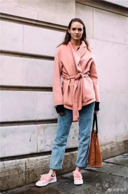 2019流行色一不小心就穿成災難？這幾個搭配好看又顯白，秦嵐何穗早就穿上了！ 時尚 第28張