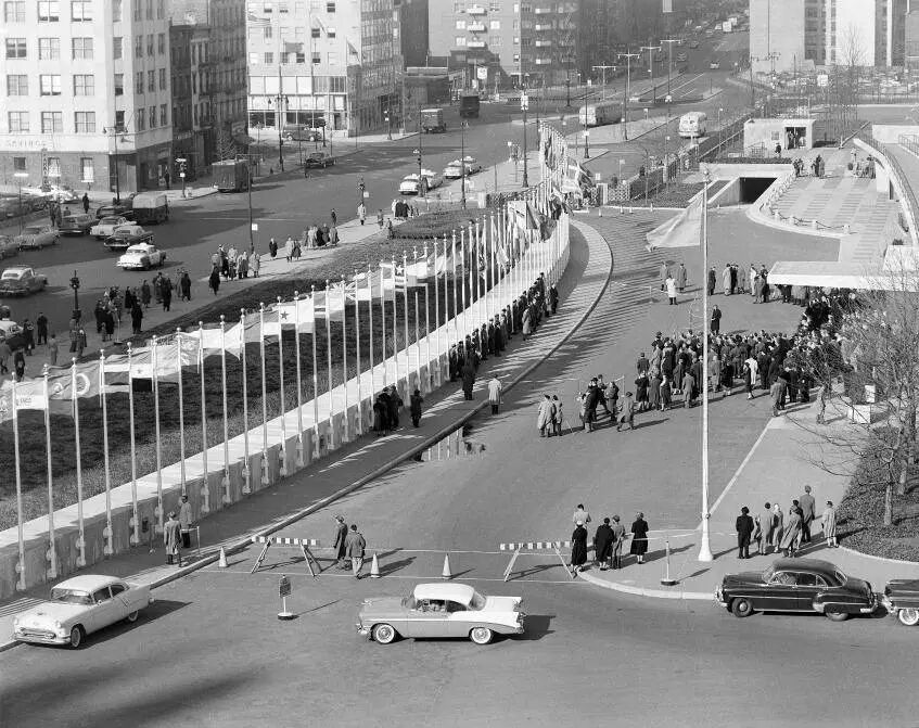 �������˳����Ϲ�������󹫻�