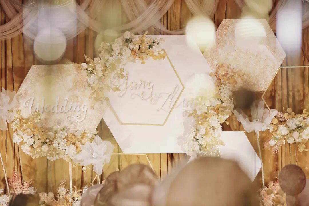 婚礼场布 | 优雅的香槟色婚礼