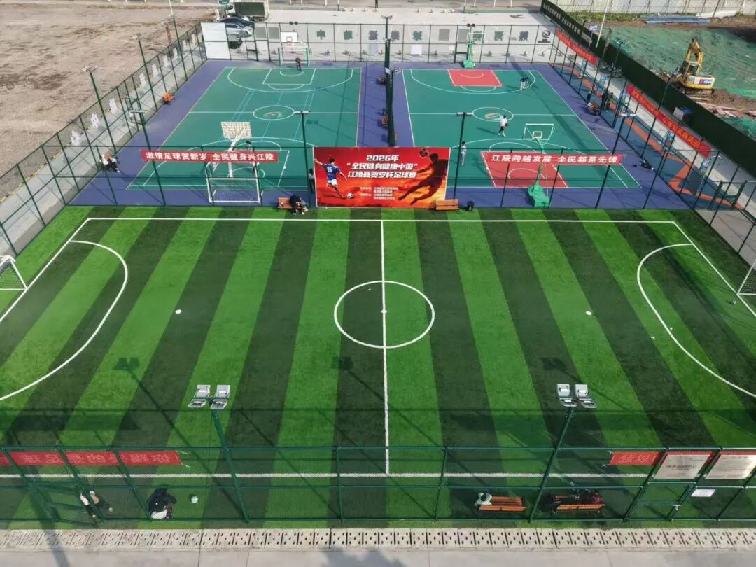 √8.熊河镇球类运动中心1.jpg