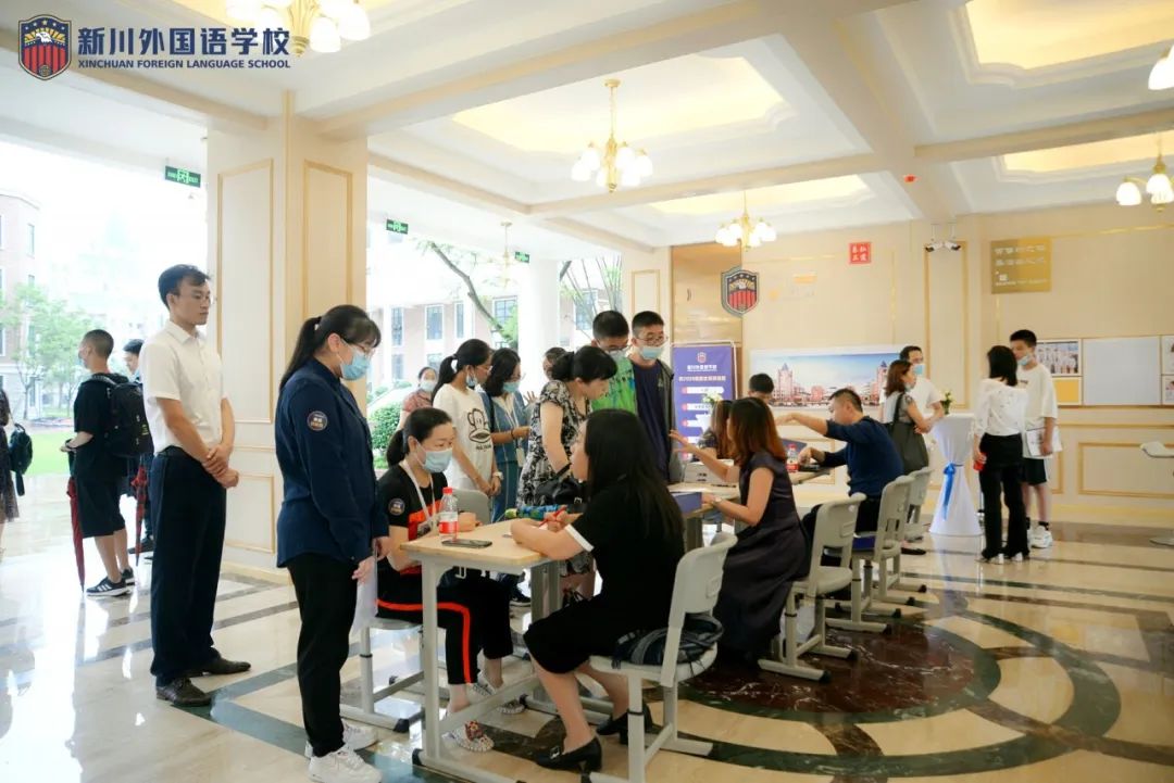 今天,新川;明天,行远!新川初升高咨询持续进行中…… 今天,新川;明天,行远!新川初升高咨询持续进行中……