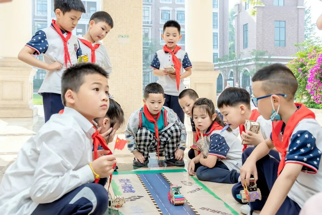 爱科学、创未来、乐成长——新川科技节嗨翻天！