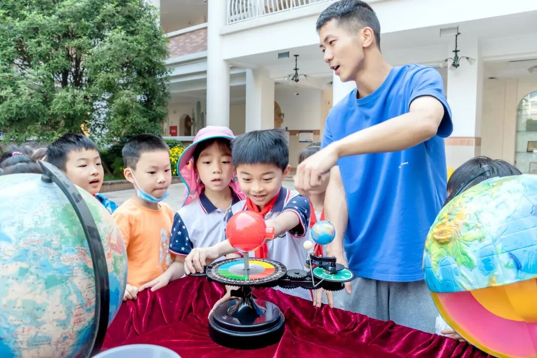 爱科学、创未来、乐成长——新川科技节嗨翻天！