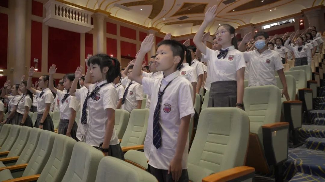 青春正好 不说再见|新川外国语学校初中部直升年级2020届小学毕业典礼 青春正好 不说再见|新川外国语学校初中部直升年级2020届小学毕业典礼
