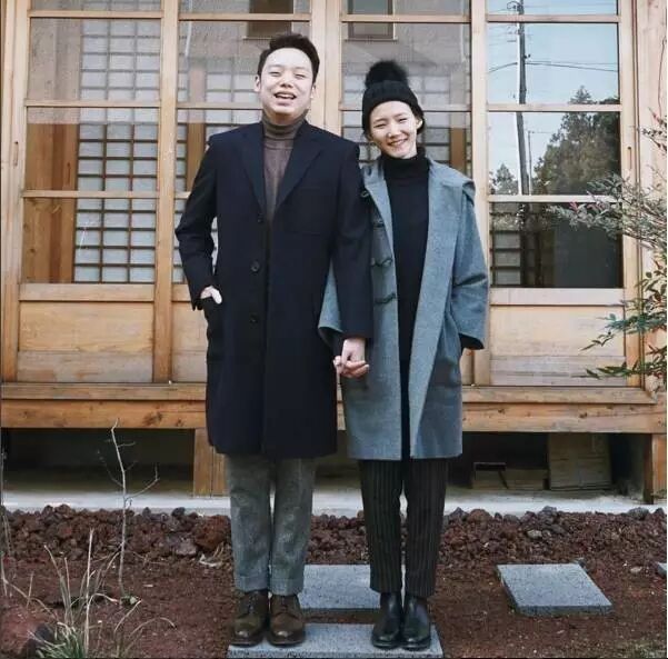 济州岛夫妇刷爆instagram朴实无华的爱情从每天穿什么开始