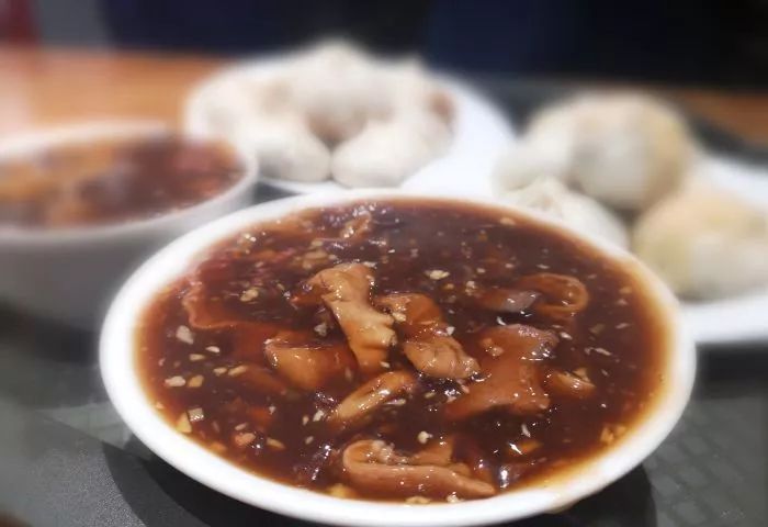 不得了！饭点给您整理北京100家神级馆子！走着。。。