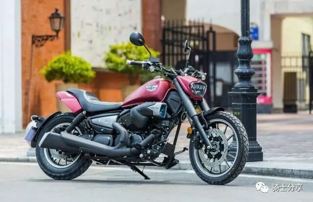 250 400cc的双缸太子车求推荐 价格无所谓 但要有感觉 热点讯息网