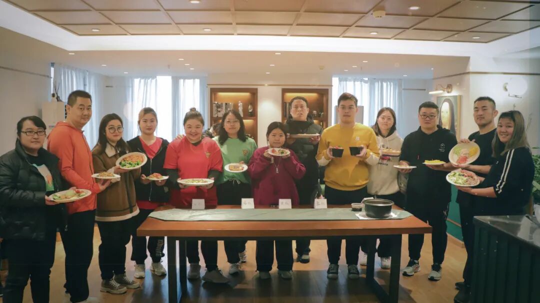 烤肠热量等于多少米饭_烤肠热量高不高_烤肠的热量