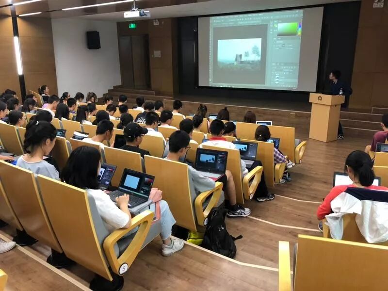 ps怎么用滚轮放大缩小图片_ps2020滚轮缩放_ps2021滚轮缩放