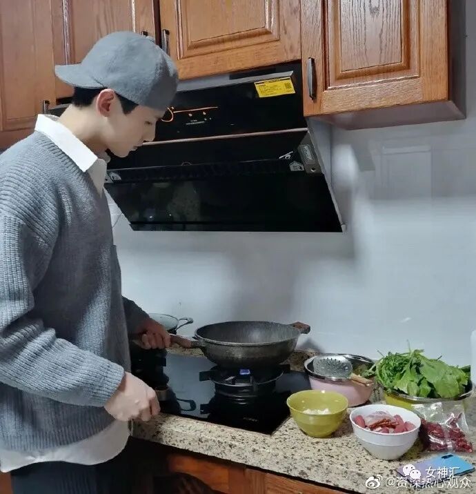 【爆笑】恋爱期间，男友妈妈转给我180w让我随便花？网友酸哭：这是什么神仙婆婆？（组图） - 21
