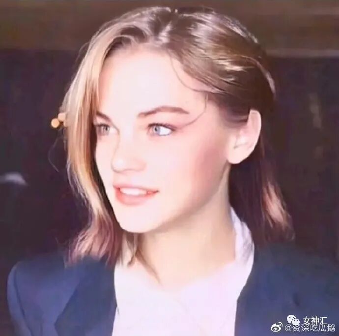 【爆笑】“胸卸了，下巴也卸了？”直播时看到网红当场卸妆...画面过于刺激！（组图） - 18