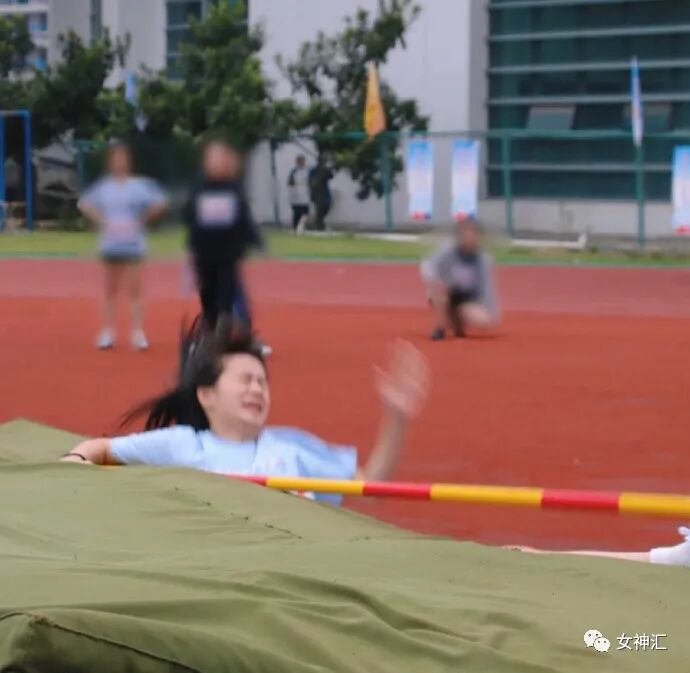 【爆笑】“23岁女明星当小3开F遭正宫抓包？渣男留遗书自杀？”网友：损到家了！（组图） - 42