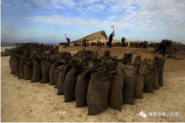 秘鲁渔场形成的条件是_秘鲁渔场_厄尔尼诺对秘鲁渔场的