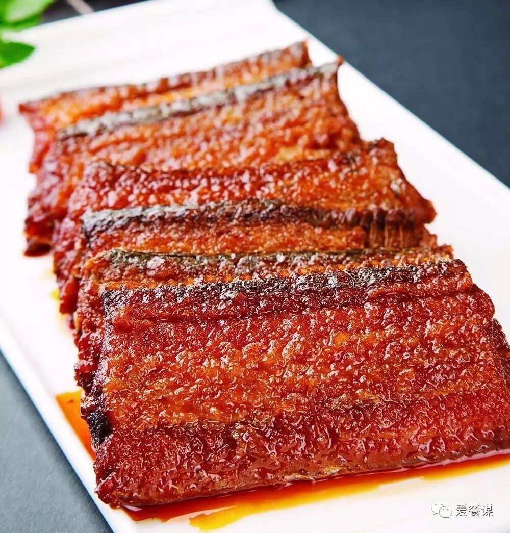 五香卤水2000克(【五香】五香风味卤水制作) 制作步骤 1,将带鱼洗净后