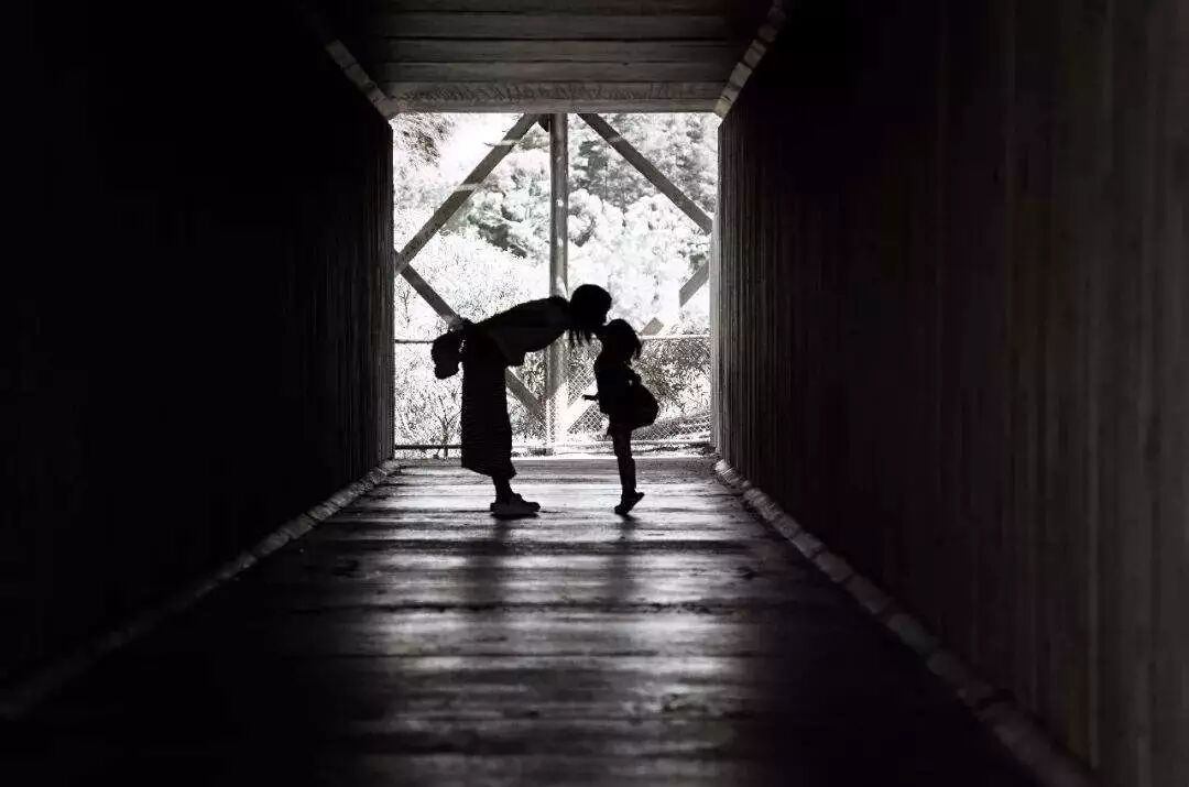 33条家庭教育经典语录，贯穿孩子一生，句句发人深思！