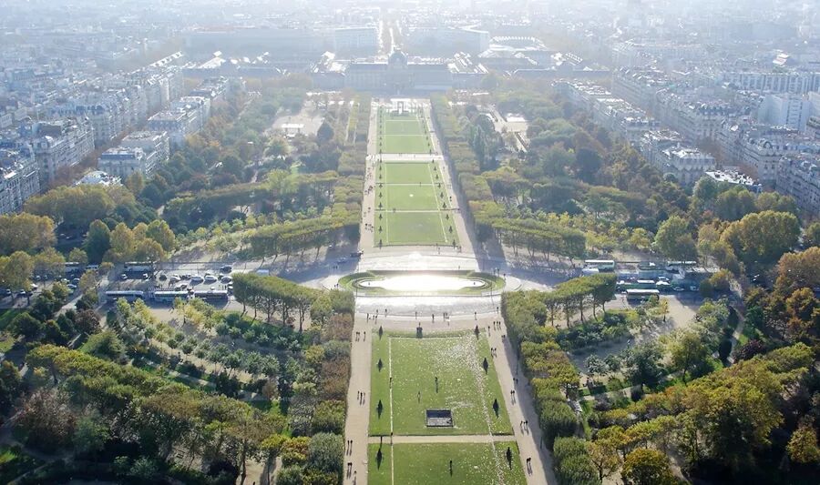 探路 ▏埃菲尔铁塔的最佳打开方式