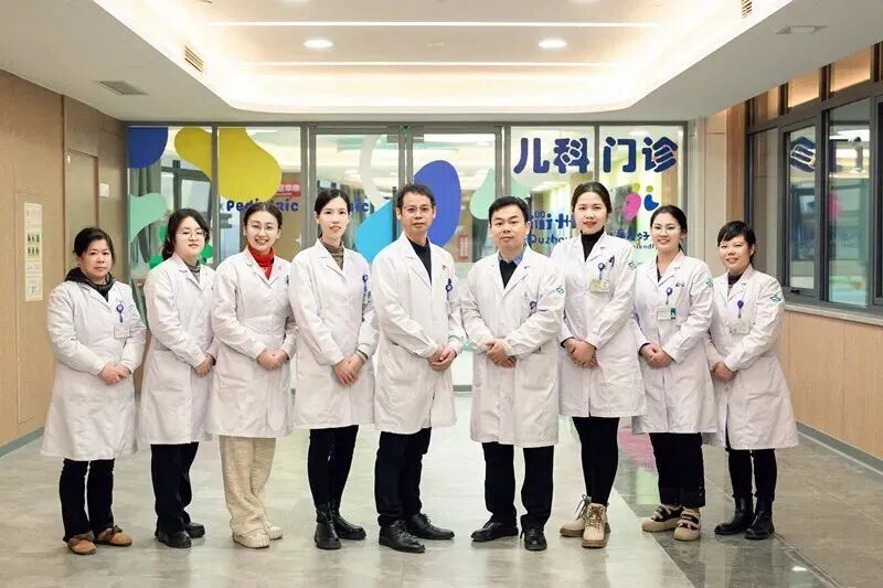 4006B光疗怎么用“小黄人”不用住院啦！“日间光疗”让爱不分离_https://www.jmylbn.com_新闻资讯_第8张