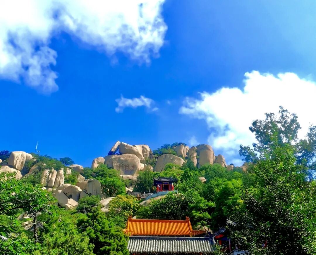 夏日峄山光风霁月