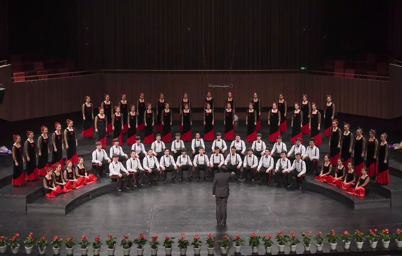 现场|"八秒之声"合唱团巡演项目汇报音乐会隆重举行