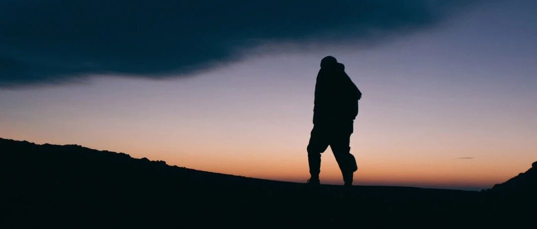 一个人的成熟，从四次放下开始