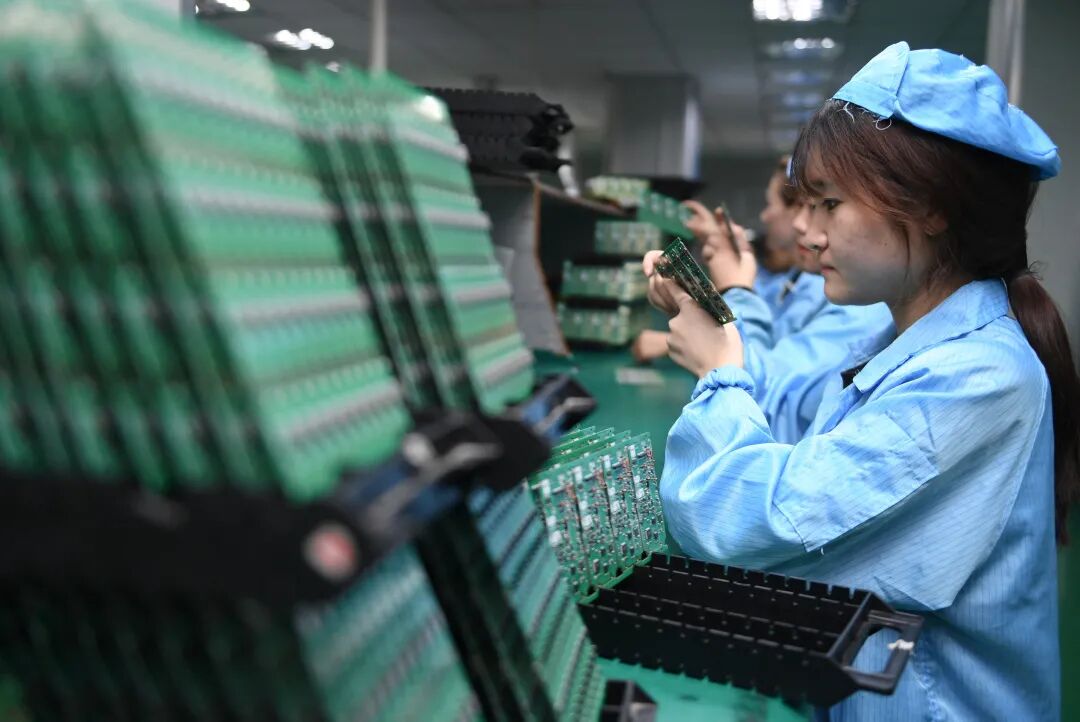 宝锋对讲机_宝锋对讲机按哪个说话_宝锋对讲机配对