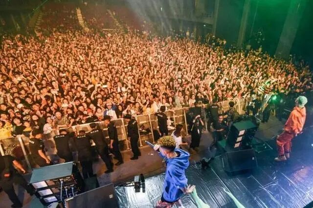 抖音神曲嗨曲_来一个抖音神曲_抖音神曲燥起来