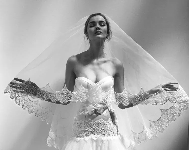 Livne White婚紗系列，細膩描繪女生獨特樣貌 時尚 第28張