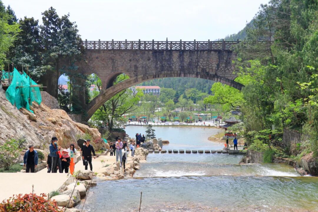 天台山旅游攻略二日游_天台山是哪个省的城市_天台山在哪里