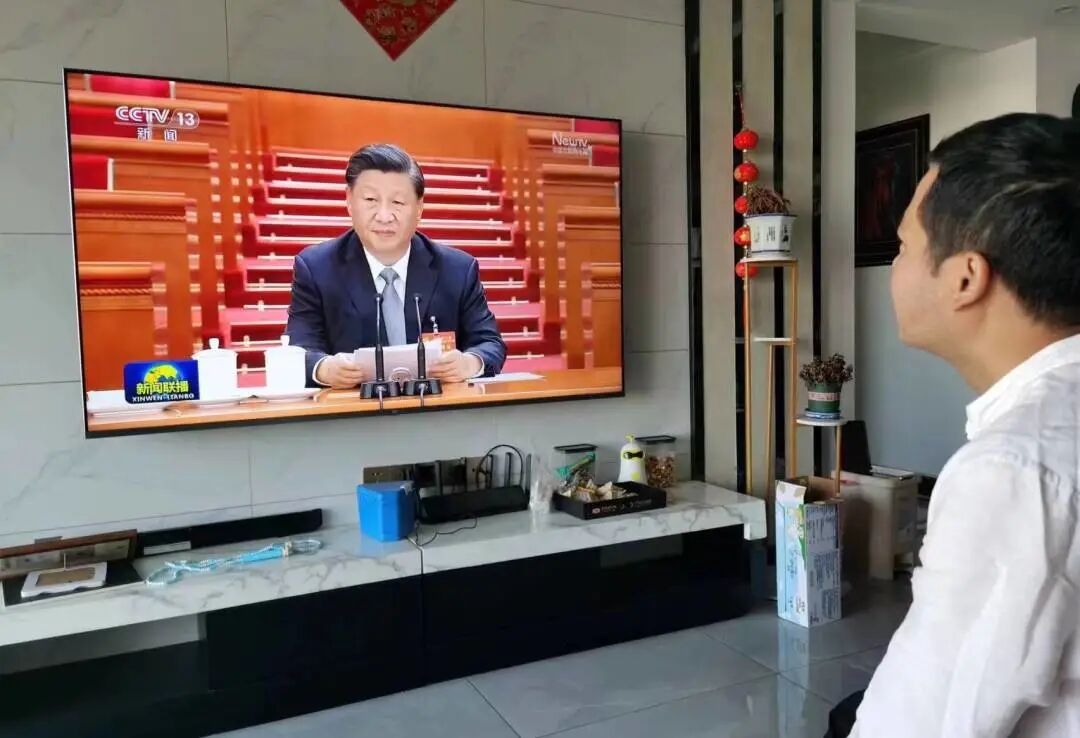 担负起公司创新发展、提质增效的重担