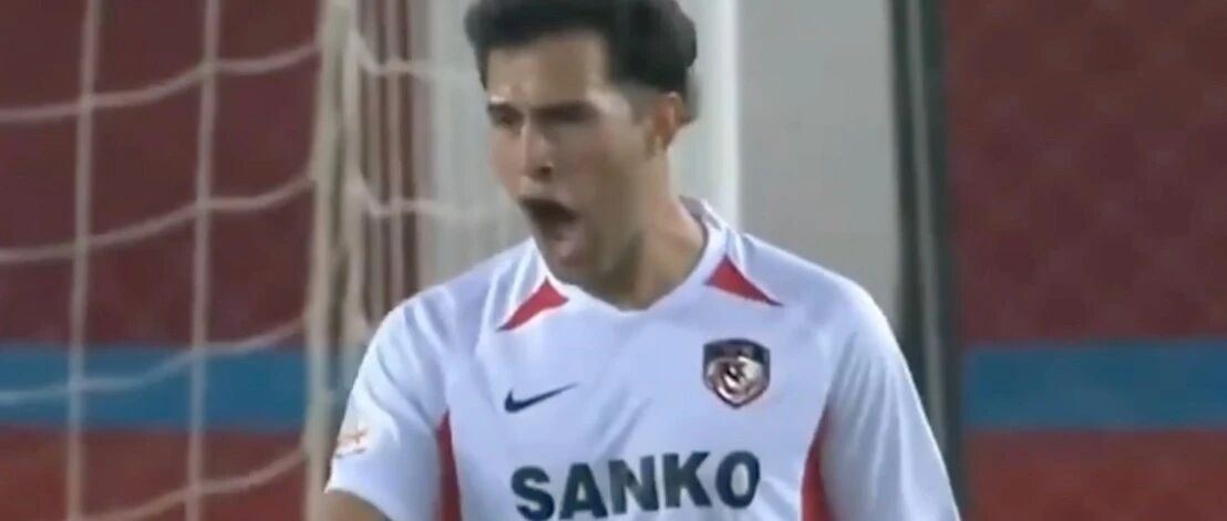 能传会射，敢拼善抢，这位津门虎的绯闻外援您看怎么样？