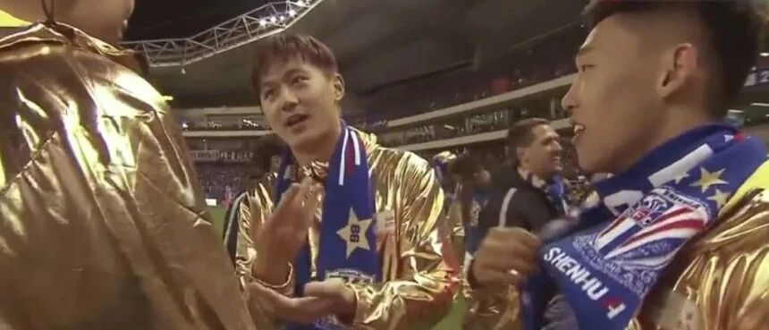 泰达欲租借申花小将蒋圣龙！一个 U21 中卫竟能激活球队锋线攻击力？