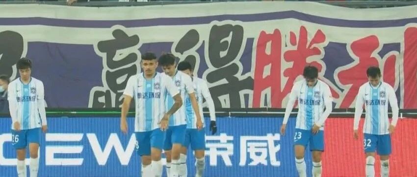 泰达获得第十名，三叉戟依旧不给力，赛后乔帮主发来一张照片……