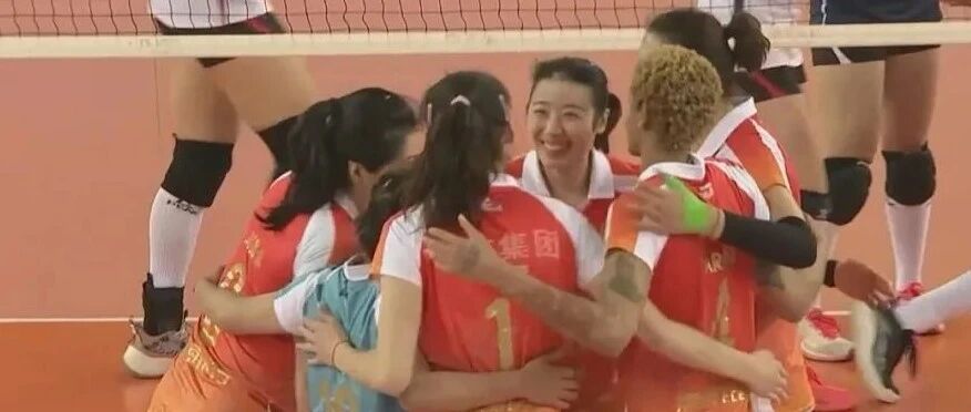 单局落后八分，天津女排逆转完胜辽宁！半决赛，有那个味了……